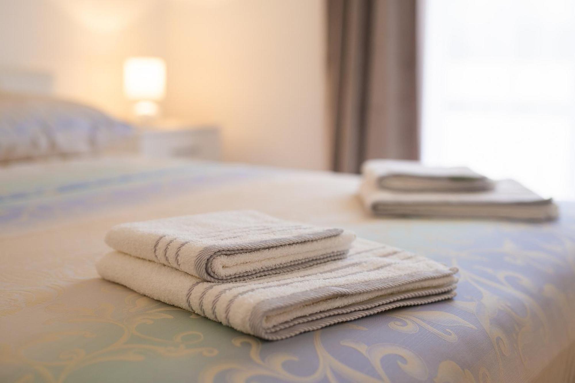 Apartmani Assa Krk Кърк Екстериор снимка