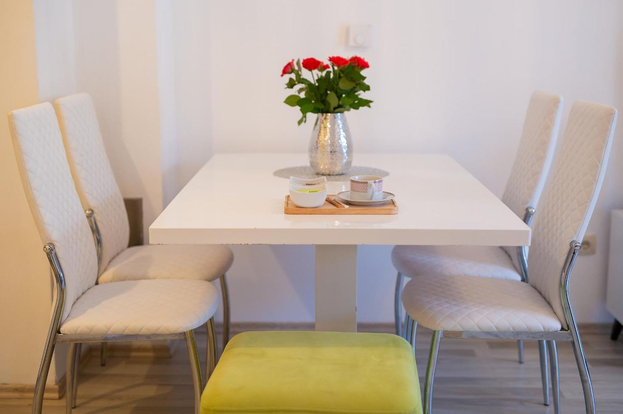 Apartmani Assa Krk Кърк Екстериор снимка