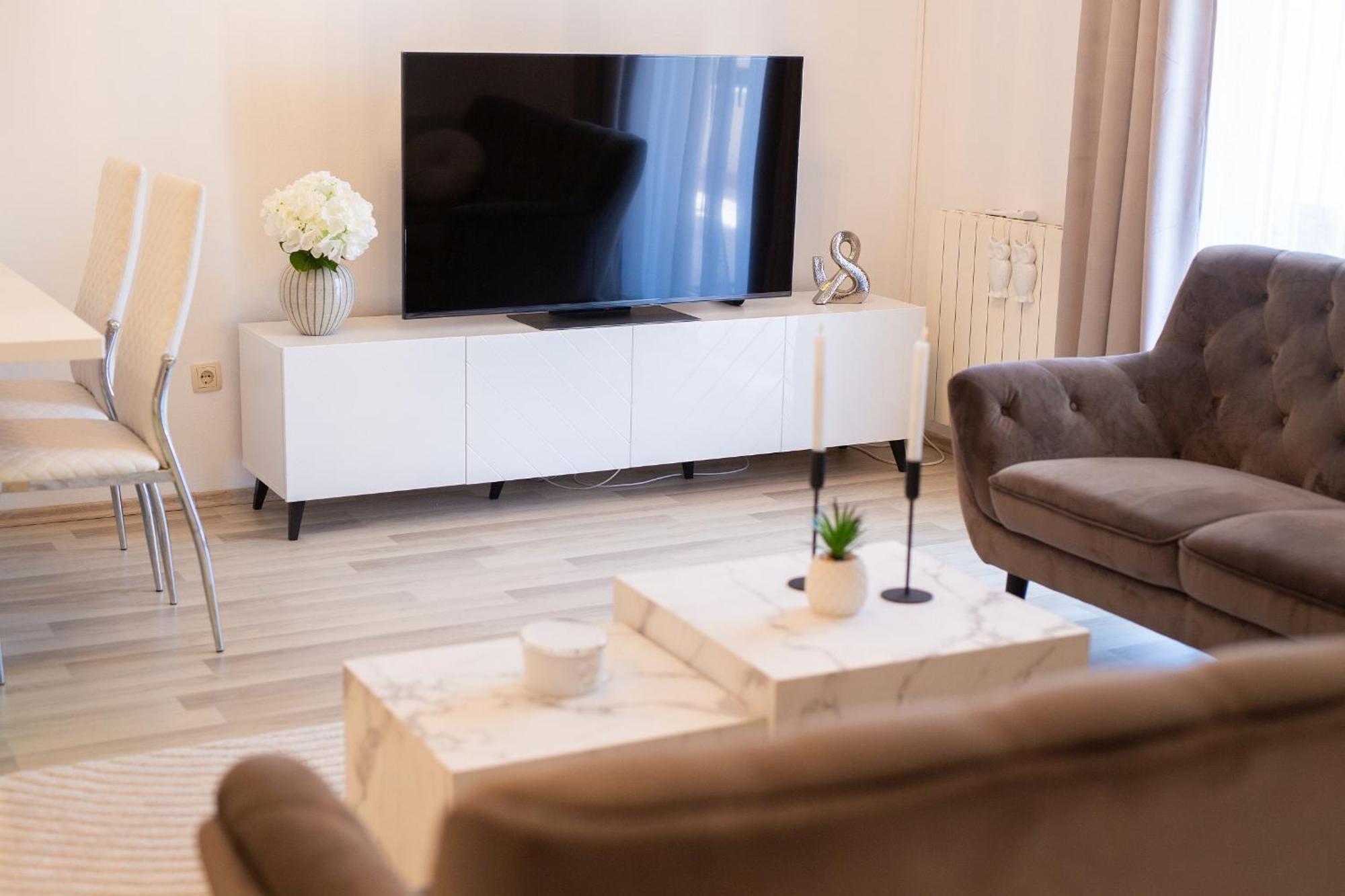 Apartmani Assa Krk Кърк Екстериор снимка